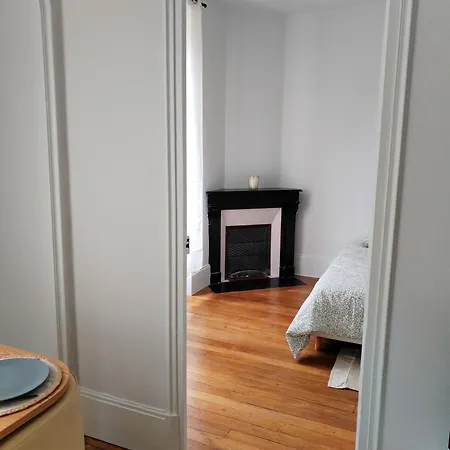 Etoile 21 - Dazzling View Of Canal