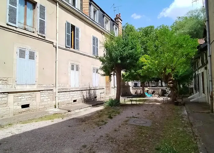 Etoile 21 - Dazzling View Of Canal Dijon